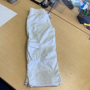 Lululemon dance studio white crops s4